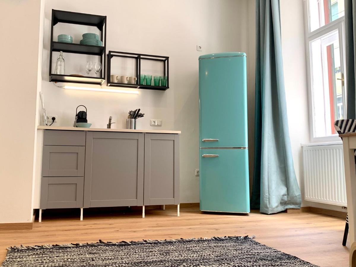 Vintage Chic Studio - By Nahuen Suites Graz Zewnętrze zdjęcie
